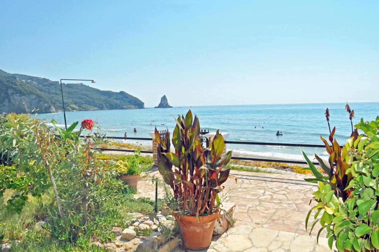 Beach House Yannis 3 In Agios Gordios Beach On Corfu Exterior photo